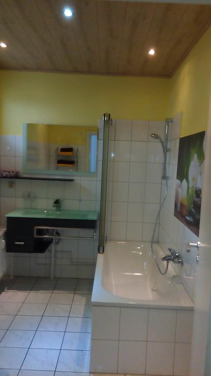 Apartment Halmis Fewo Wr 베르니게로데 객실 사진